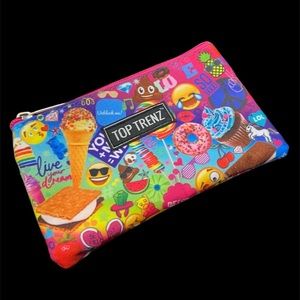Top Trenz Inc Scented Emoji Wristlet